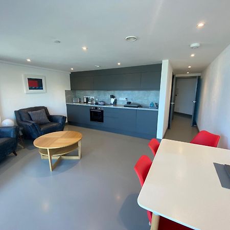 2 The View Apartments Ilfracombe - Seafront, Parking, Lift, Ev ภายนอก รูปภาพ