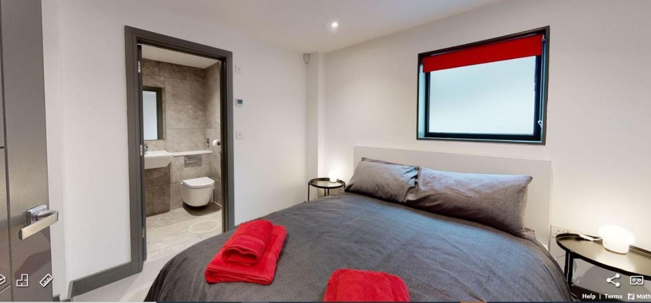 2 The View Apartments Ilfracombe - Seafront, Parking, Lift, Ev ภายนอก รูปภาพ