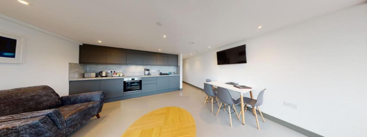 2 The View Apartments Ilfracombe - Seafront, Parking, Lift, Ev ภายนอก รูปภาพ